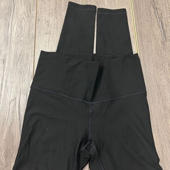 Lululemon Mapped Out High Rise 28” - Picture 2 of 3